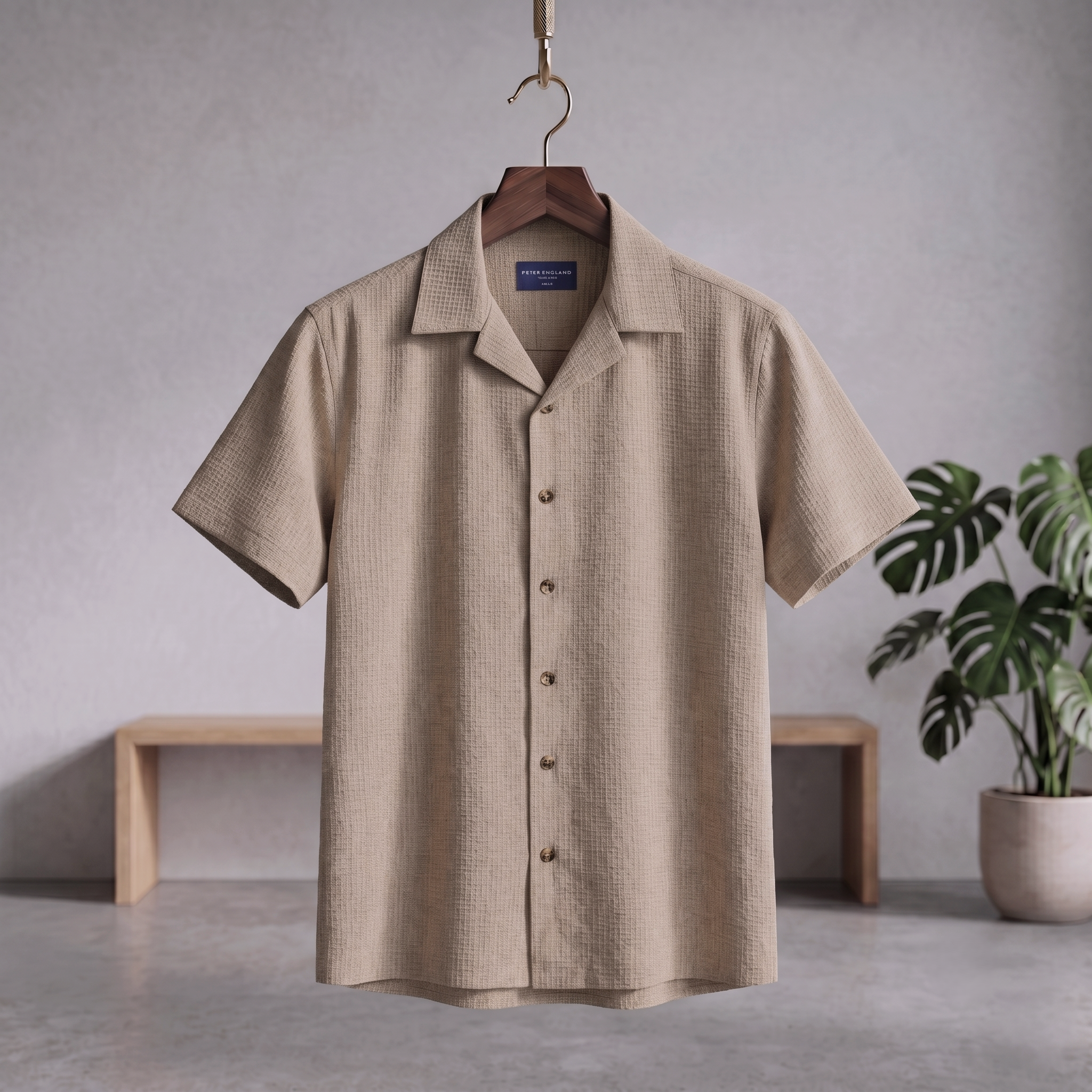 Cuban half shirt, beige short-sleeve button-up with pointed collar